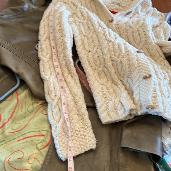 Indigenous One Wear cream off white cable knit sweater with hood. - Picture 16 of 16